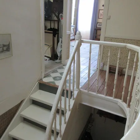 Holiday home Grande Maison Familiale Coutras